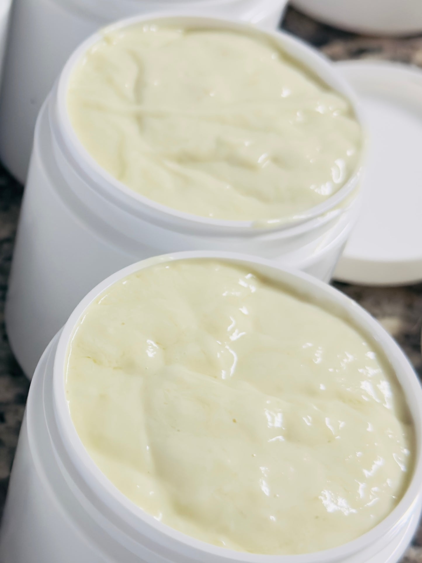 Organic Hair Growth Moisture Heal & Hydrate + Shea Butter. De'tangler.